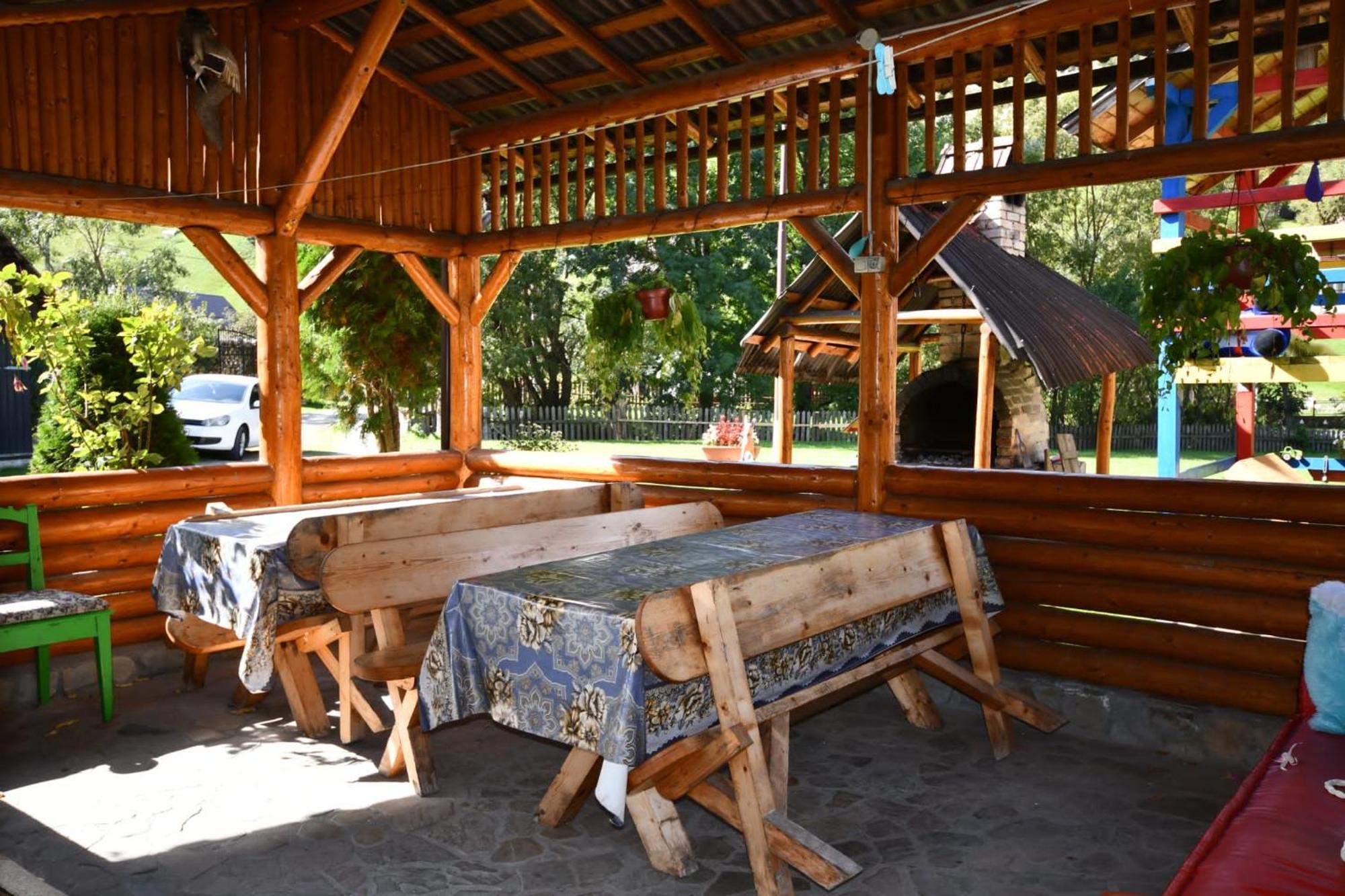 מלון מויצ'ו דה סוס Casa Stefanut מראה חיצוני תמונה